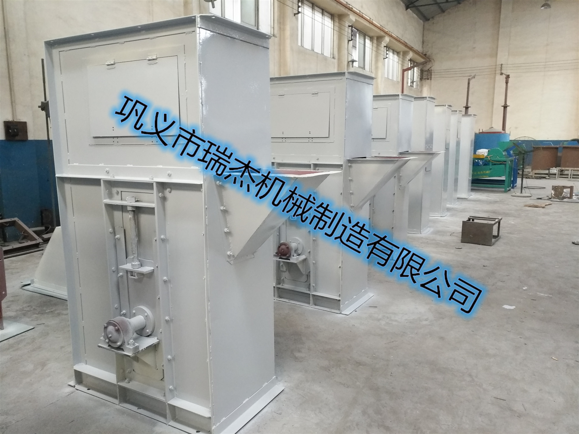 皮帶斗式提升機(jī)底部